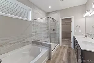 2619 Golden Leaf Dr, Beavercreek, OH 45431 - Photo 15