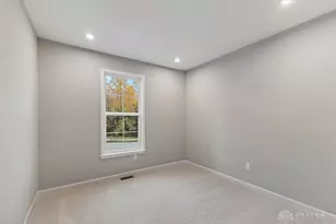 2619 Golden Leaf Dr, Beavercreek, OH 45431 - Photo 17