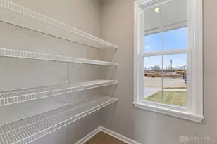 414 S Landon Ln, Springfield, OH 45505 - Photo 5