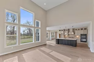 45 Libby Hollow St, Springboro, OH 45066 - Photo 7