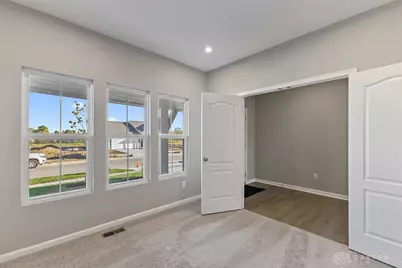 535 Iris Drive, Yellow Springs Vlg, OH 45387 - Photo 11