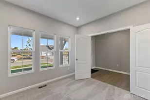 535 Iris Dr, Yellow Springs Vlg, OH 45387 - Photo 11