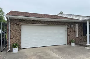 5858 Wood Ave, Greenville, OH 45331 - Photo 11