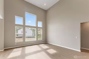 2387 Forest Oaks Dr, Beavercreek, OH 45431 - Photo 9