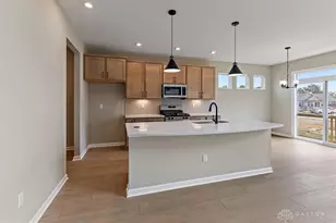 2387 Forest Oaks Dr, Beavercreek, OH 45431 - Photo 3