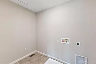 2587 Golden Leaf Dr, Beavercreek, OH 45431 - Photo 29