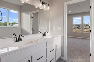 435 Snowdrop Dr, Yellow Springs Vlg, OH 45387 - Photo 19