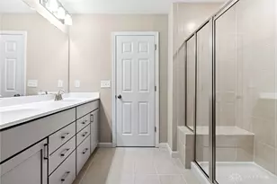 488 Crossing Ln, Miami Township, OH 45449 - Photo 23