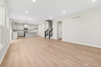 488 Crossing Lane, Miami Township, OH 45449 - Photo 17