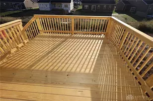 488 Crossing Ln, Miami Township, OH 45449 - Photo 5