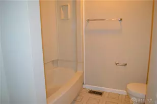 1215 Robbins Run Ct, Washington Twp, OH 45458 - Photo 13