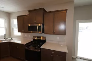 3091 Simpson Ct, Miami Township, OH 45449 - Photo 7