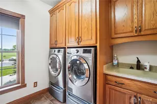 10568 N Casstown Sidney Rd, Piqua, OH 45356 - Photo 27