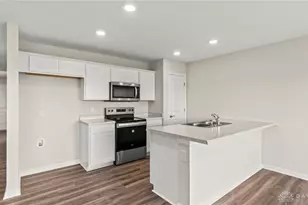 201 Lightfoot Ct, New Carlisle, OH 45344 - Photo 7