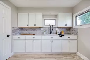 803 Laurel St, Springfield, OH 45503 - Photo 15