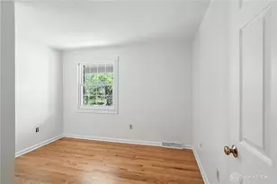 6630 Carinthia Dr, Miami Township, OH 45459 - Photo 39