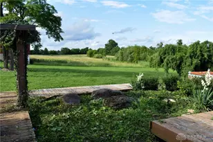 13181 Eaton Pike, New Lebanon, OH 45345 - Photo 9