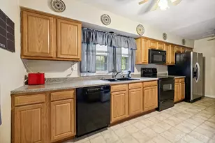 323 St Paul Ave, Springfield, OH 45504 - Photo 17