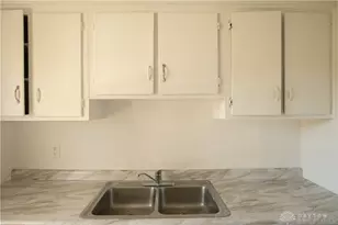 3672 Karwin Dr, Dayton, OH 45406 - Photo 7