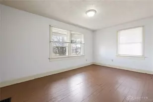 110 E Fairview Ave, Dayton, OH 45405 - Photo 15