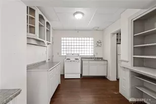 110 E Fairview Ave, Dayton, OH 45405 - Photo 9