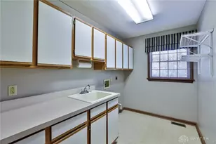 9139 Indian Springs Ct, Washington Twp, OH 45458 - Photo 23