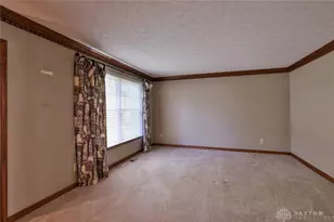 9139 Indian Springs Ct, Washington Twp, OH 45458 - Photo 5