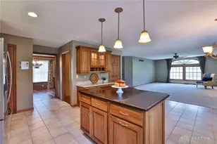 9139 Indian Springs Ct, Washington Twp, OH 45458 - Photo 19