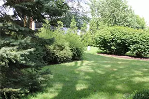 461 Poplar Grove Dr, Vandalia, OH 45377 - Photo 5