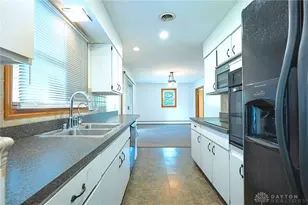 5282 Rahway Ct, Clayton, OH 45415 - Photo 13