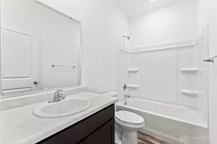 1117 Honeydew Dr, Tipp City, OH 45373 - Photo 9