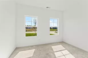 1117 Honeydew Dr, Tipp City, OH 45373 - Photo 7