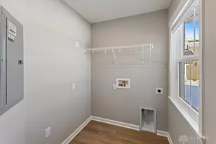 2735 Golden Leaf Dr, Beavercreek, OH 45431 - Photo 17