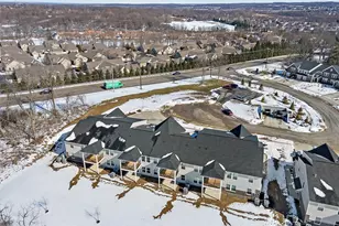 2735 Golden Leaf Dr, Beavercreek, OH 45431 - Photo 25