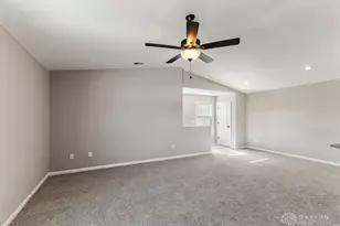 2727 Golden Leaf Dr, Beavercreek, OH 45431 - Photo 3