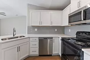 4246 Apple Branch Dr, Sugarcreek Twp, OH 45459 - Photo 5