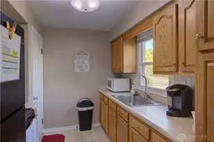 1065 Patterson Rd, Dayton, OH 45420 - Photo 11