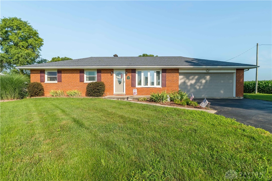 9474 N Hetzler Rd, Piqua, OH 45356 - MLS 939644 - Coldwell