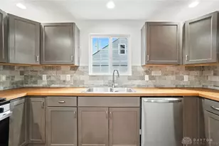 165 Frebis Ave, Columbus, OH 43206 - Photo 9