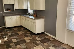 4431 Wolf Rd, Dayton, OH 45416 - Photo 9