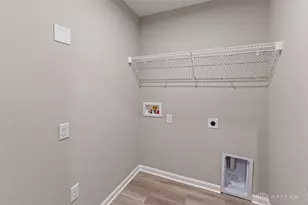 4214 N Golden Clove Bnd, Sugarcreek Twp, OH 45459 - Photo 17