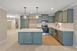 4208 N Golden Clove Bnd, Sugarcreek Twp, OH 45459 - Photo 3