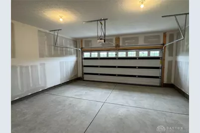 2036 Cedar Lake Drive, Huber Heights, OH 45424 - Photo 37