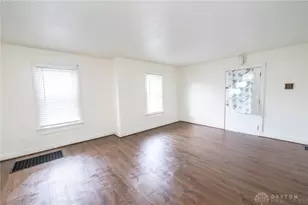 1906 Kensington Dr, Dayton, OH 45406 - Photo 9