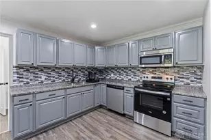 1947 Woodcliffe Dr, Troy, OH 45373 - Photo 17