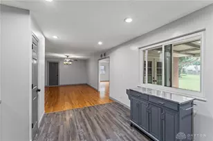 1947 Woodcliffe Dr, Troy, OH 45373 - Photo 21