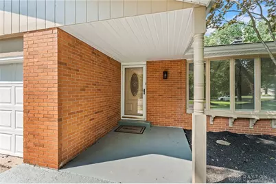 1947 Woodcliffe Drive, Troy, OH 45373 - Photo 9