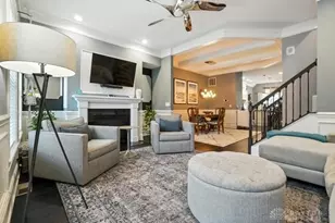 127 Lowe Ln, Dayton, OH 45402 - Photo 7