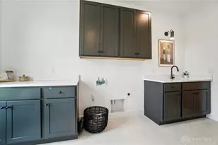 1890 Horseshoe Bend, Dayton, OH 45458 - Photo 45