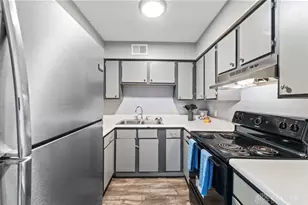 500 Bowie Dr, Dayton, OH 45417 - Photo 5